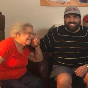 Meet your Posher, Desi